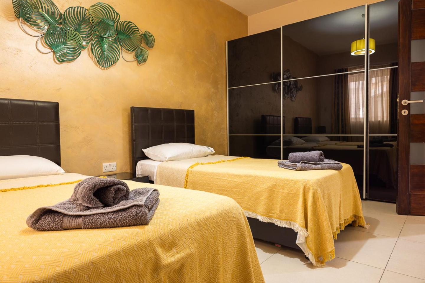 Balluta Bay Spacious Apt - 2Br Sliema Zewnętrze zdjęcie